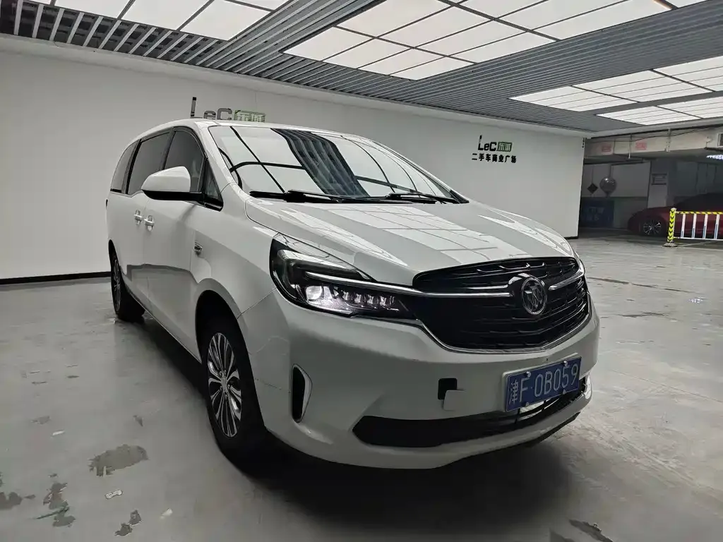 Buick GL8 2022 из CN, фото 7