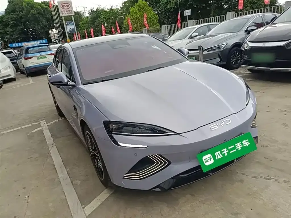 BYD Seal — фото 10