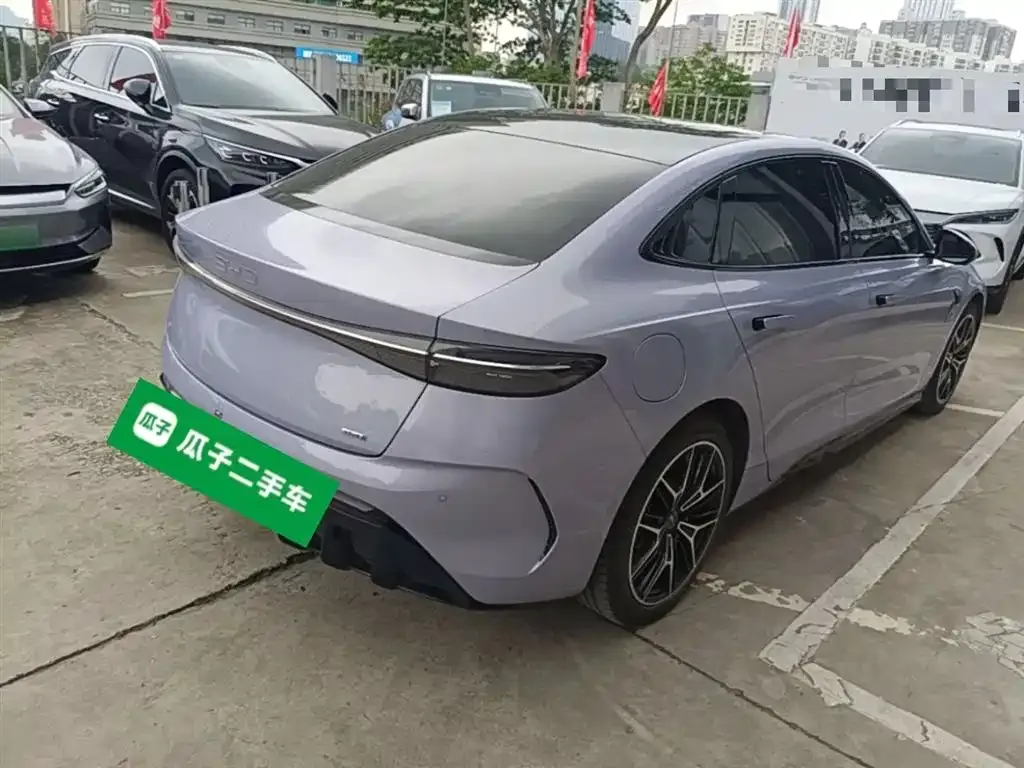 BYD Seal — фото 8