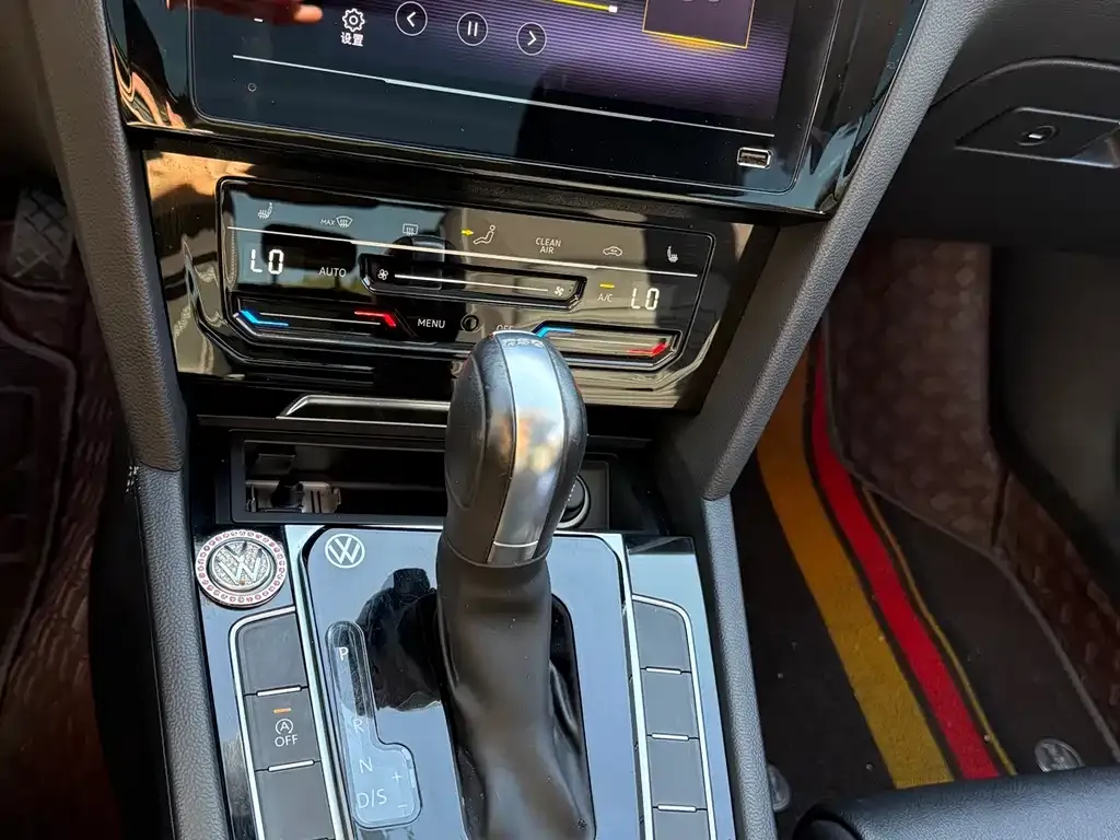 Volkswagen Magotan 2022 из CN, фото 8