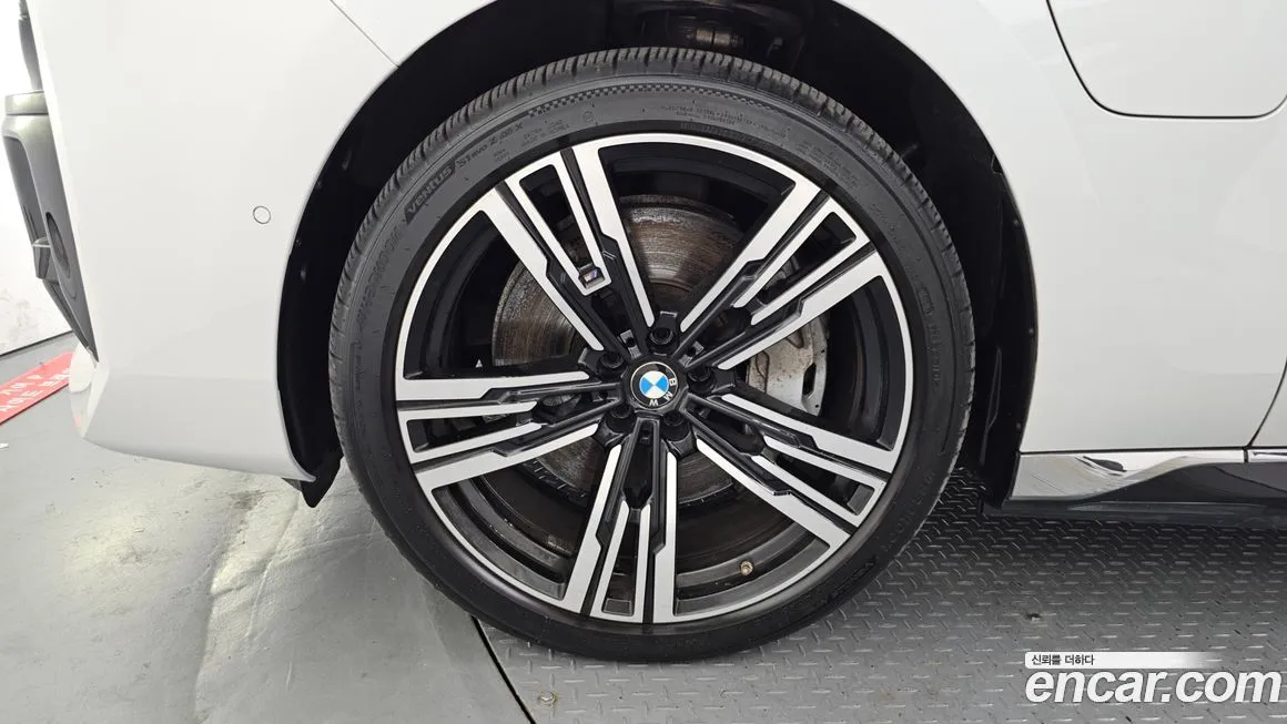 BMW 7-Series 2024 из KR, фото 7