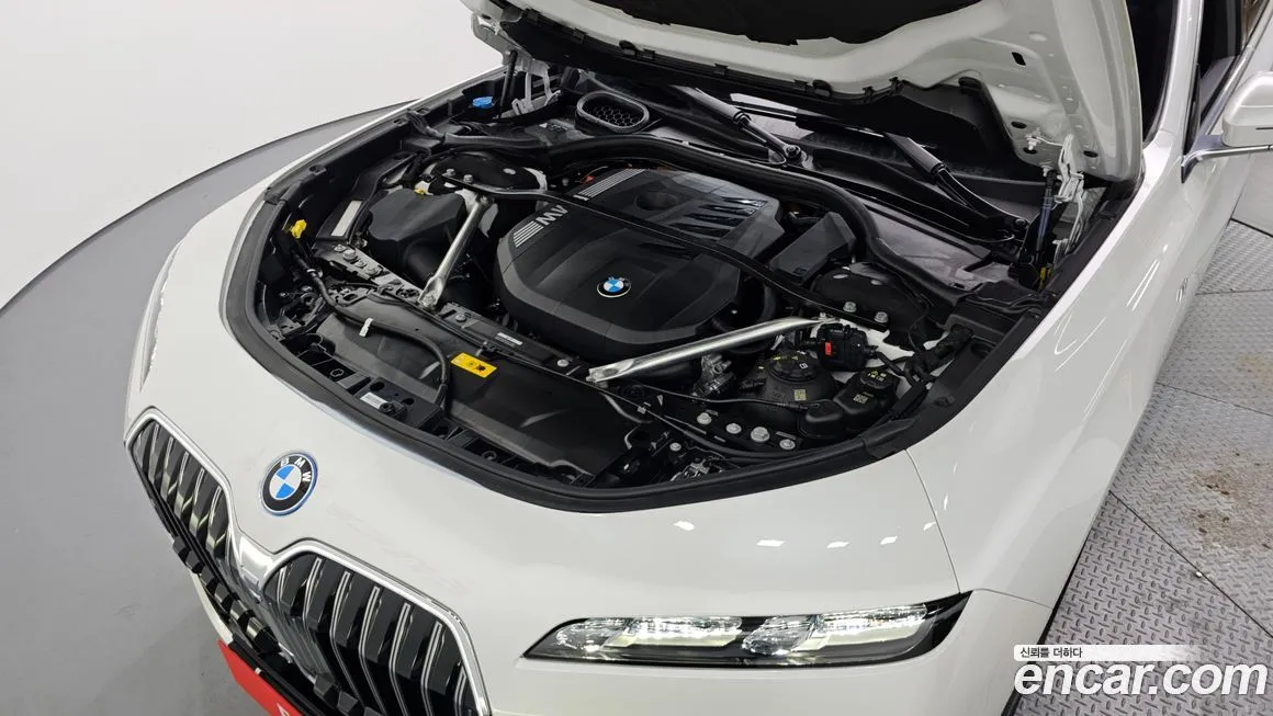 BMW 7-Series 2024 из KR, фото 4