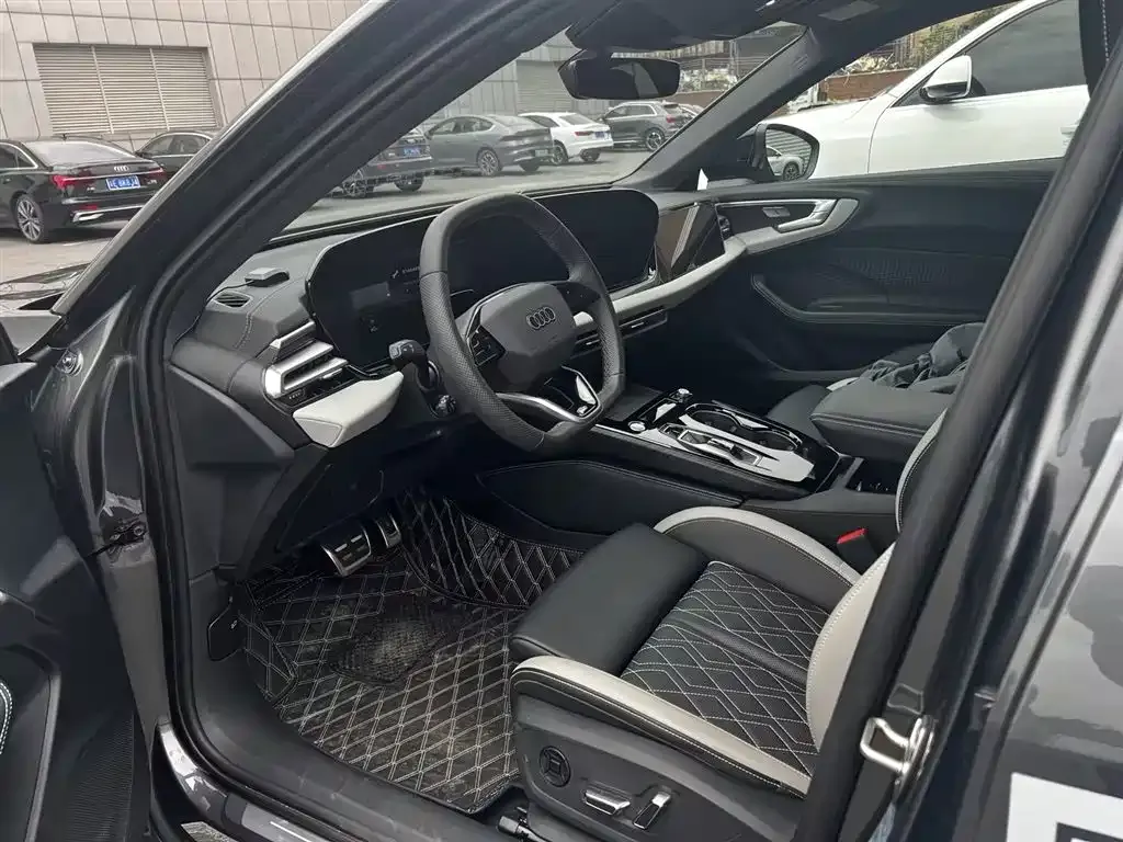 Audi A5L 2025 из CN, фото 4