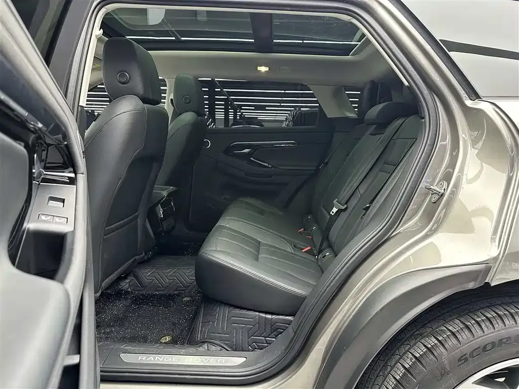 Land Rover Evoque — фото 8