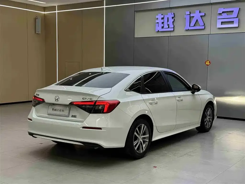Honda Civic — фото 9