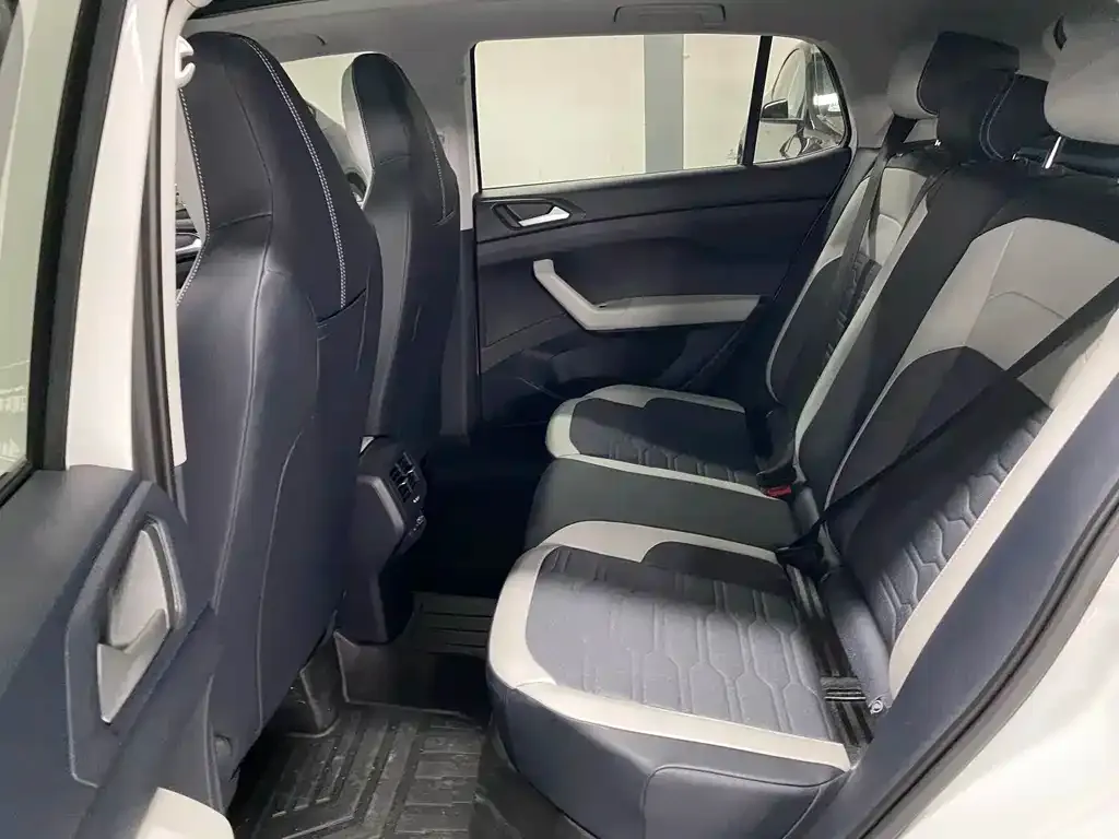 Volkswagen Tharu 2025 из CN, фото 10