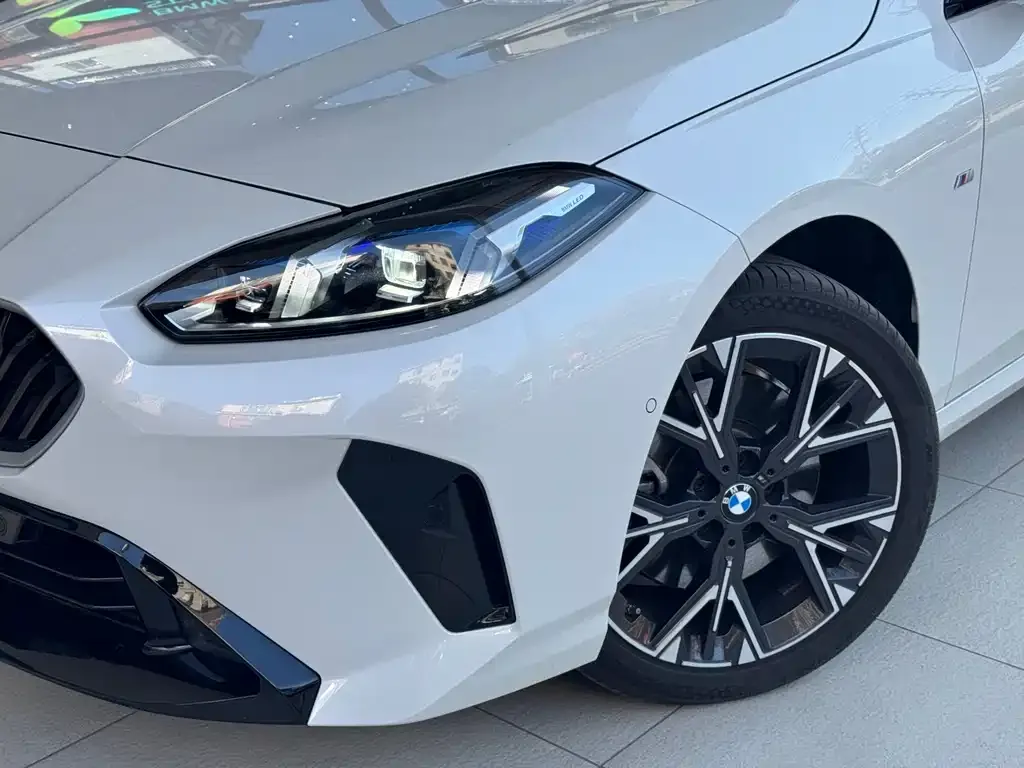 BMW 2 Series 2025 из CN, фото 2