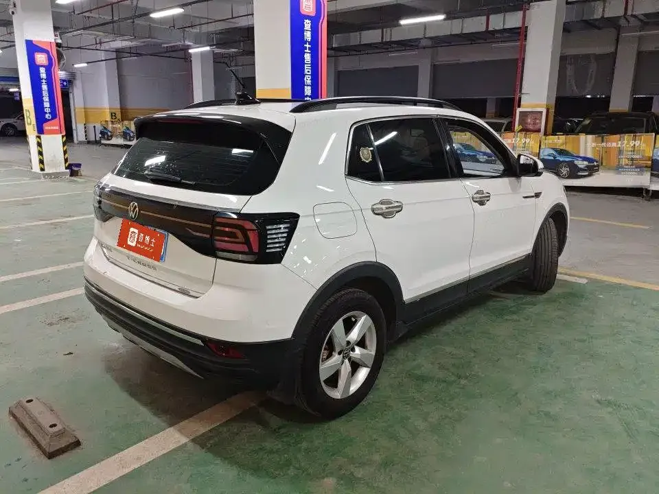 Volkswagen T-Cross — фото 7