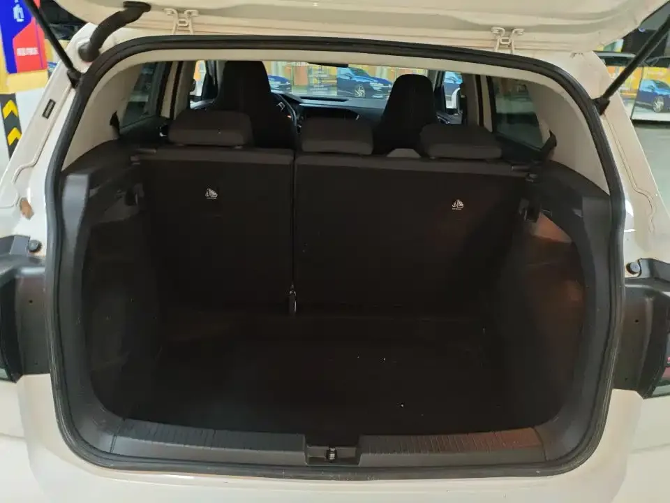Volkswagen T-Cross — фото 4