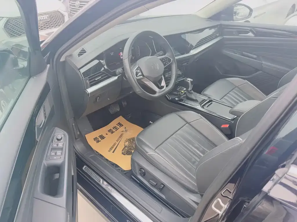 Volkswagen Passat — фото 8