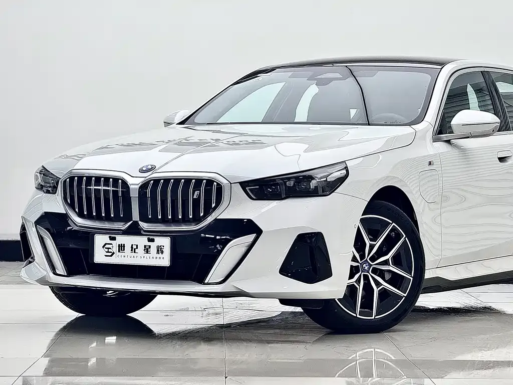 BMW i5 2025 из CN, фото 6