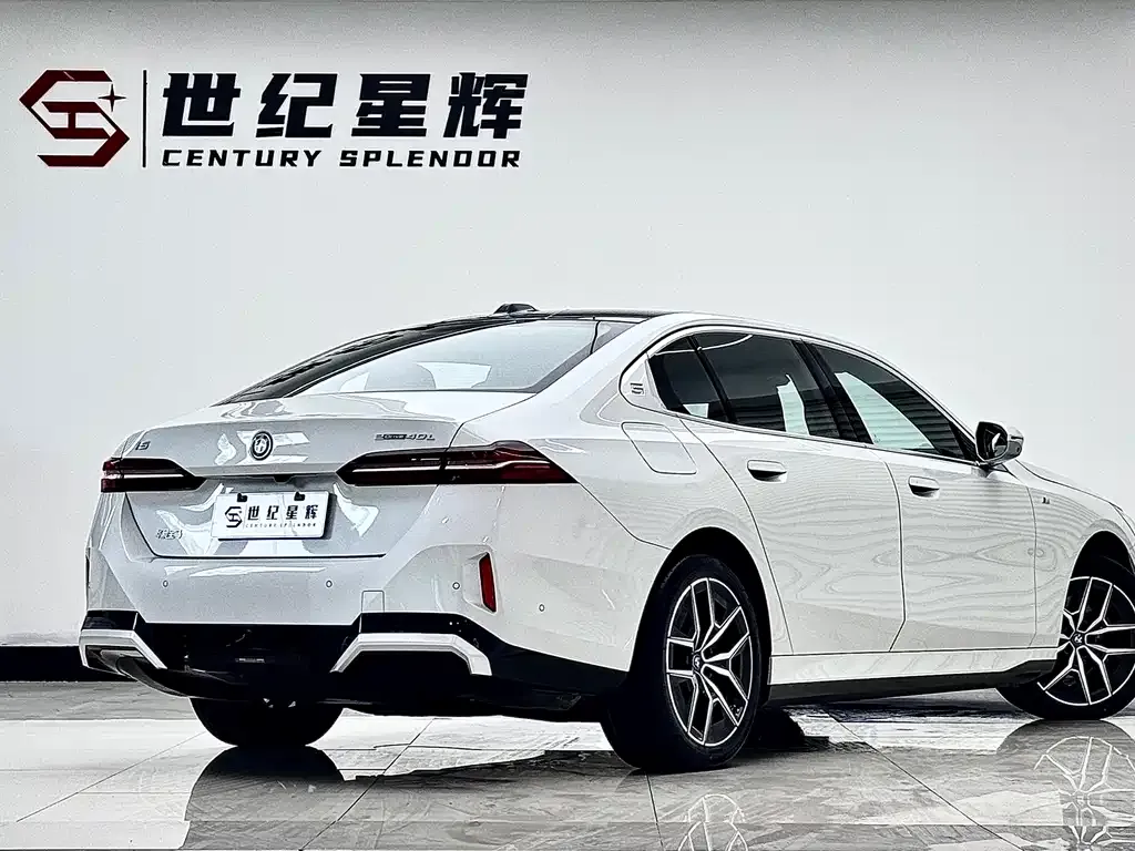 BMW i5 2025 из CN, фото 8