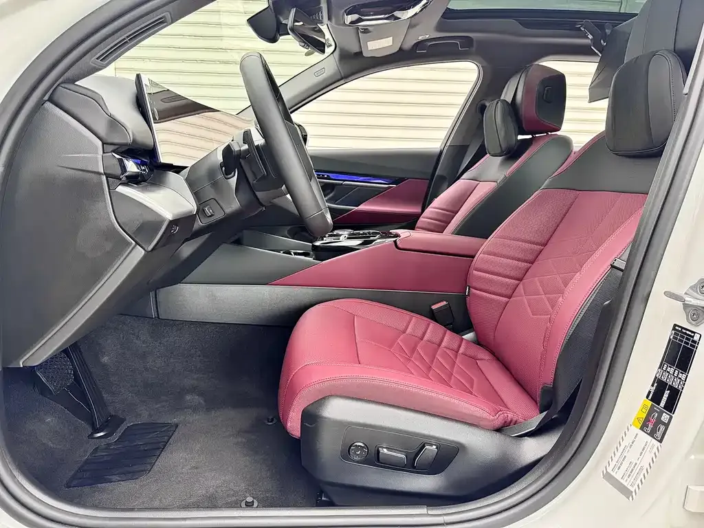 BMW i5 2025 из CN, фото 10