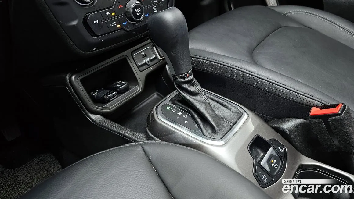 Jeep Renegade 2022 из KR, фото 6