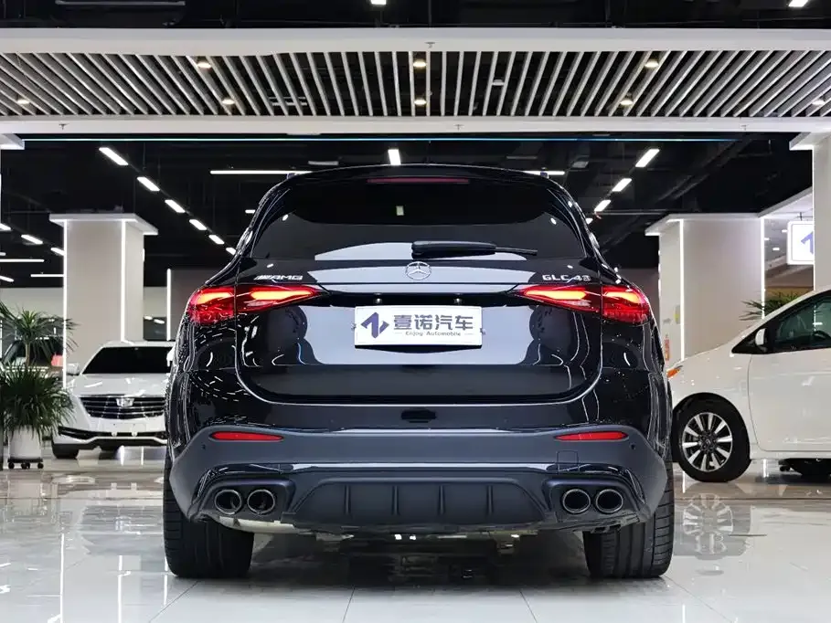 Mercedes-Benz GLC AMG — фото 8