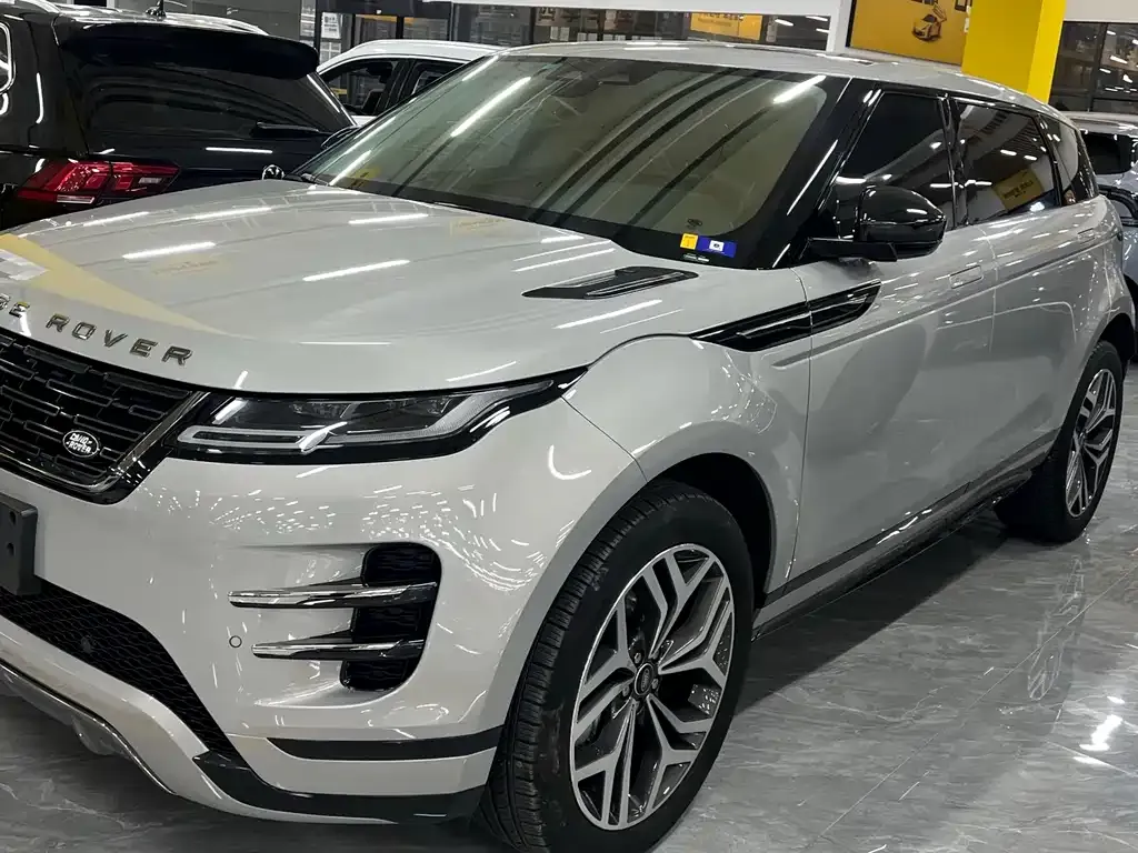 Land Rover Evoque — фото 10