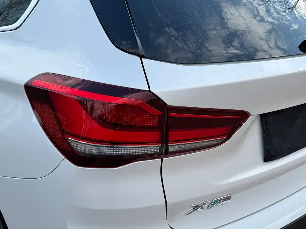 BMW X1 — фото 2