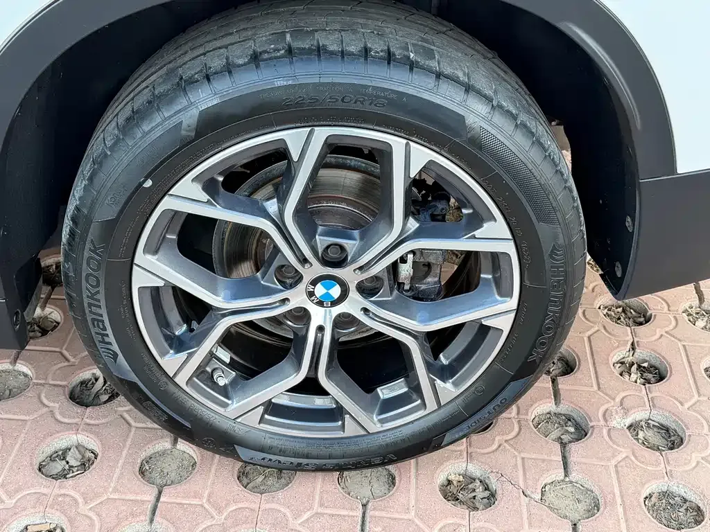 BMW X1 — фото 4