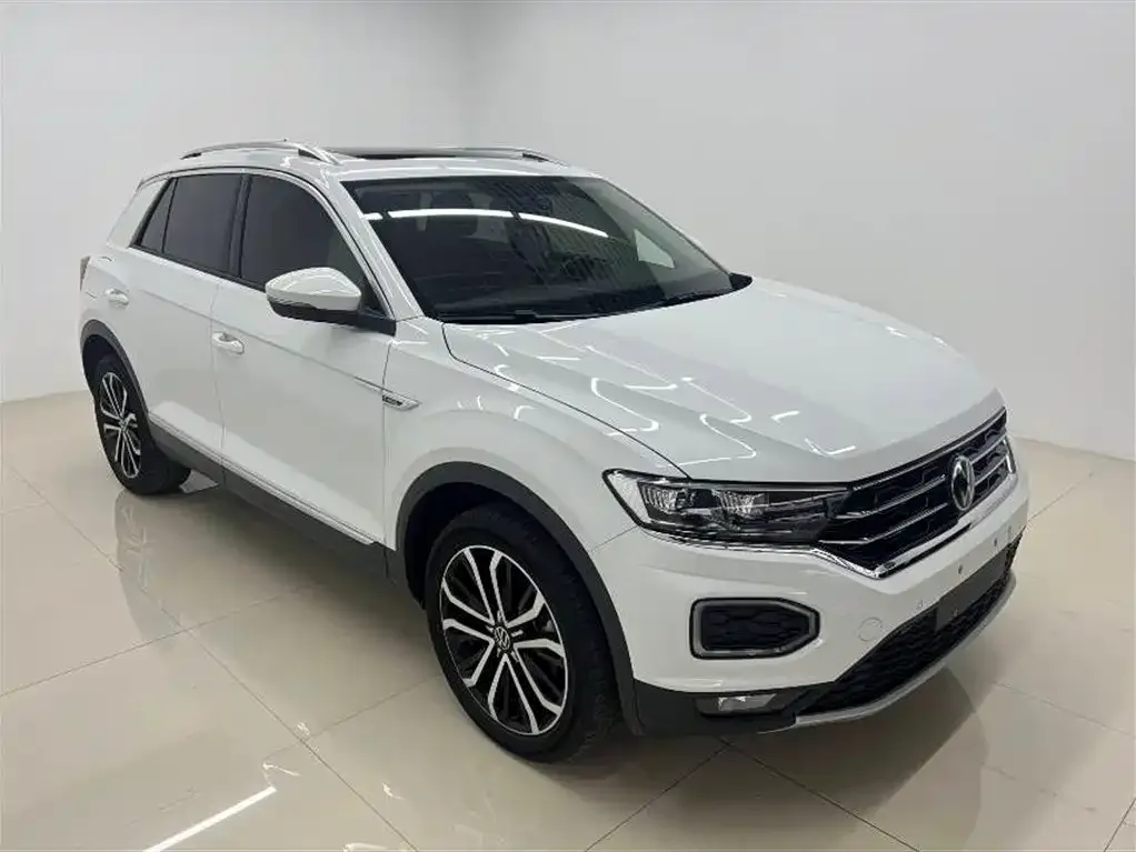 Volkswagen T-Roc — фото 6
