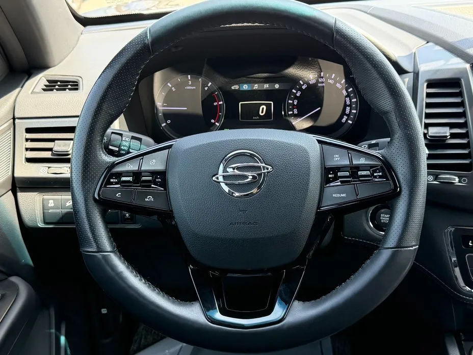 KG Mobility (Ssangyong) Rexton — фото 7