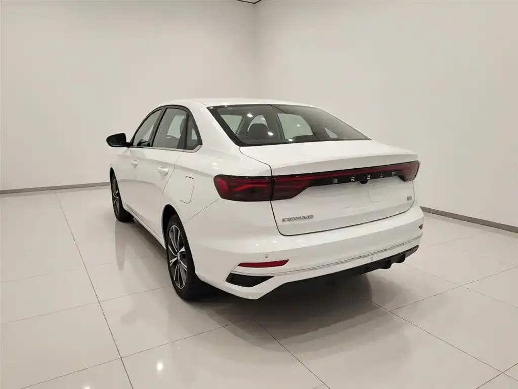 Geely Emgrand 2026 из CN, фото 6