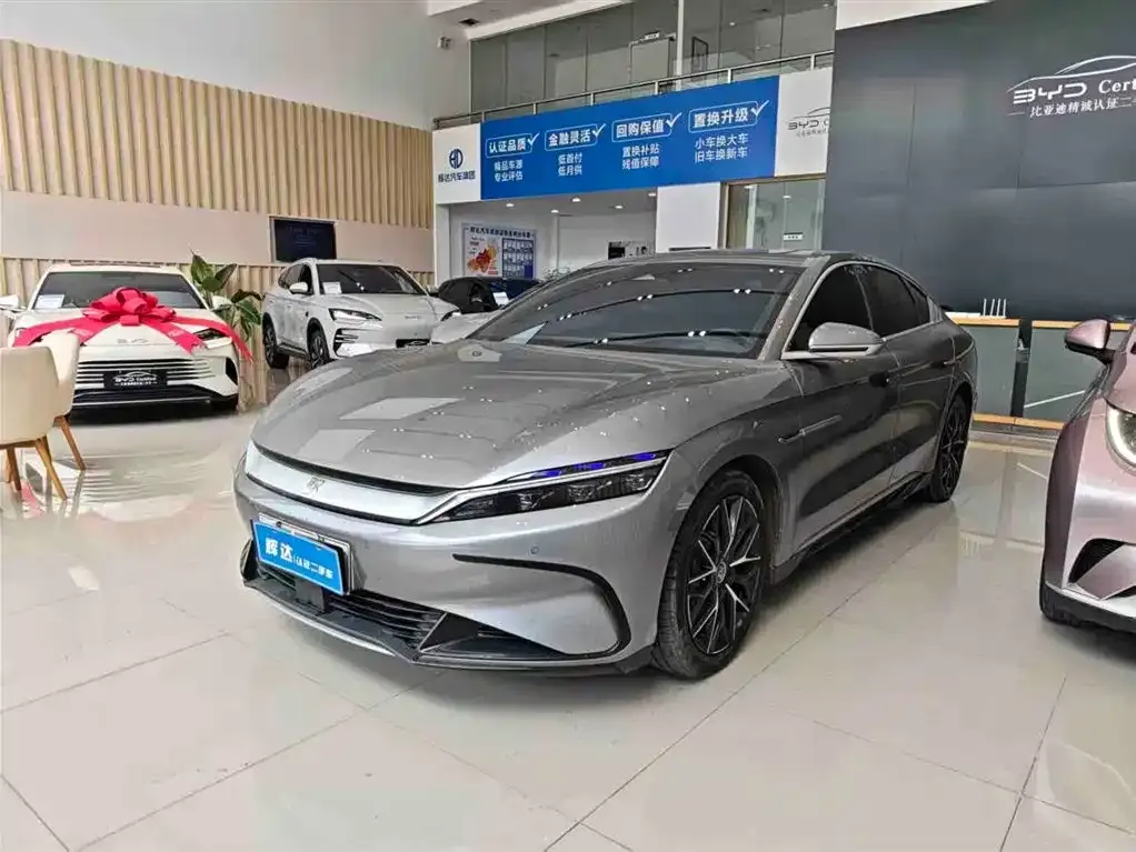 BYD Han — фото 1