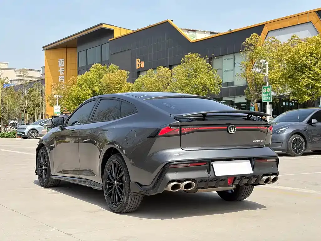 Changan UNI-V 2023 из CN, фото 4