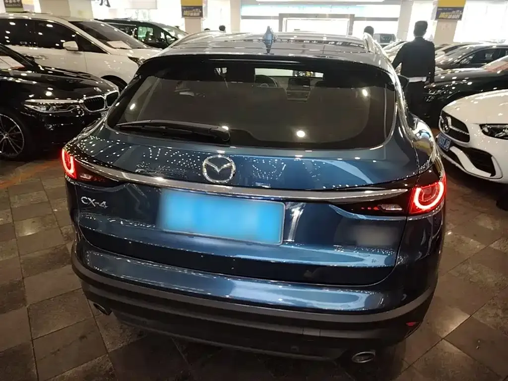 Mazda CX-4 2021 из CN, фото 10