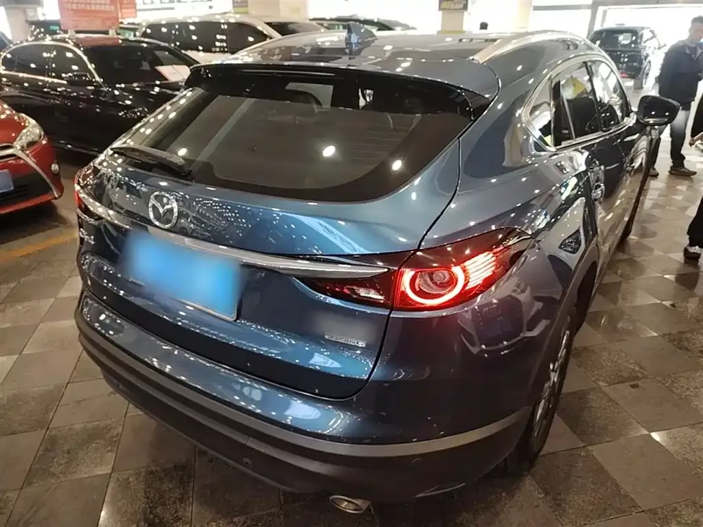 Mazda CX-4 2021 из CN, фото 9