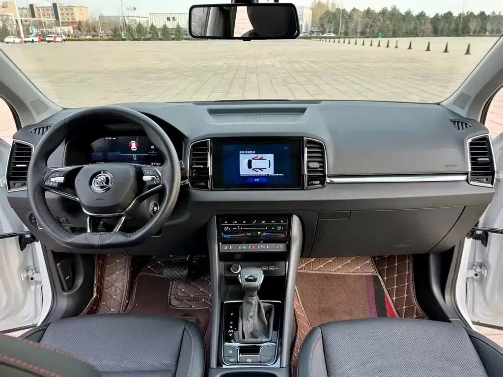 Skoda Karoq — фото 6