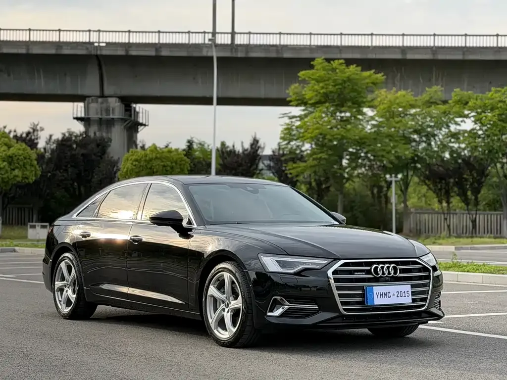Audi A6L — фото 10