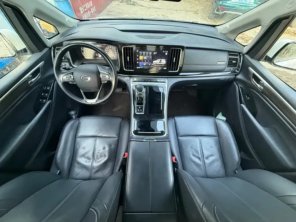 GAC Motor Trumpchi M8 — фото 10