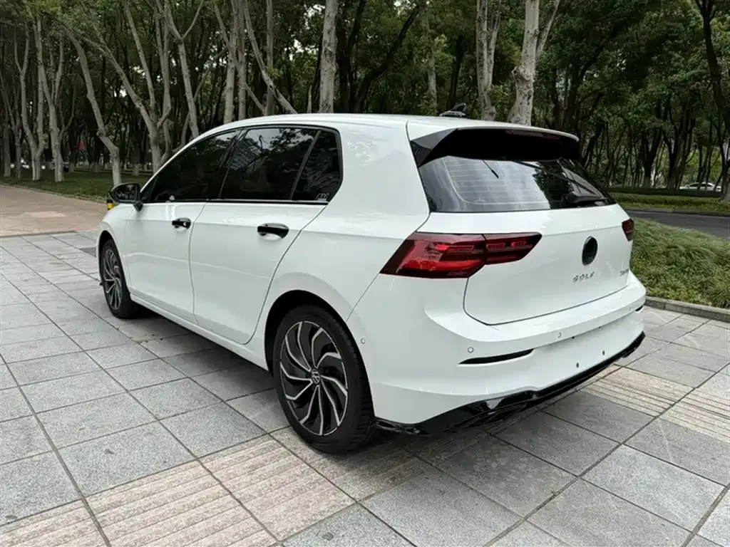 Volkswagen Golf — фото 2