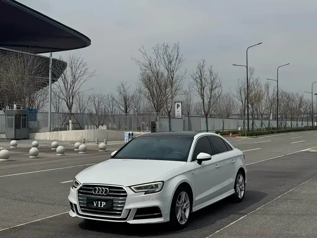 Audi A3 2021 из CN, фото 1