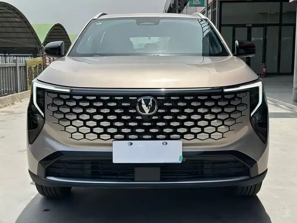 Changan CS55PLUS — фото 10