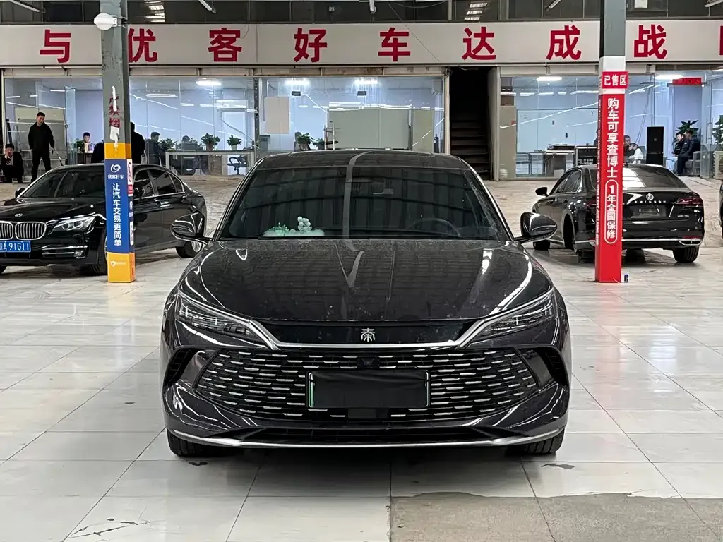 BYD Qin L — фото 10