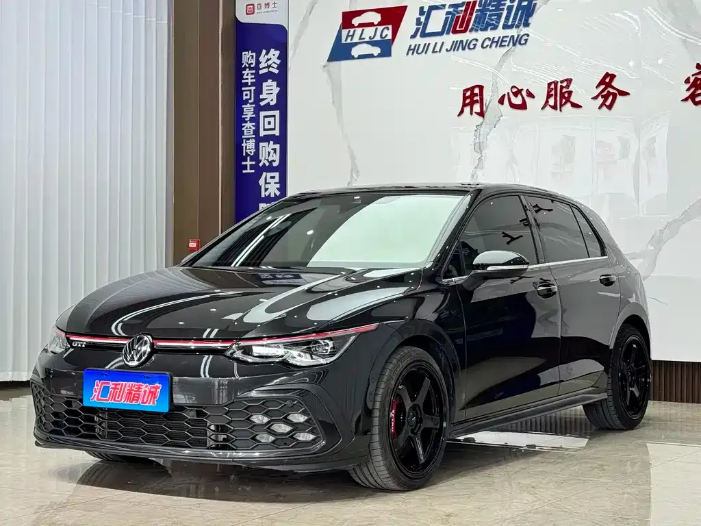 Volkswagen Golf GTI