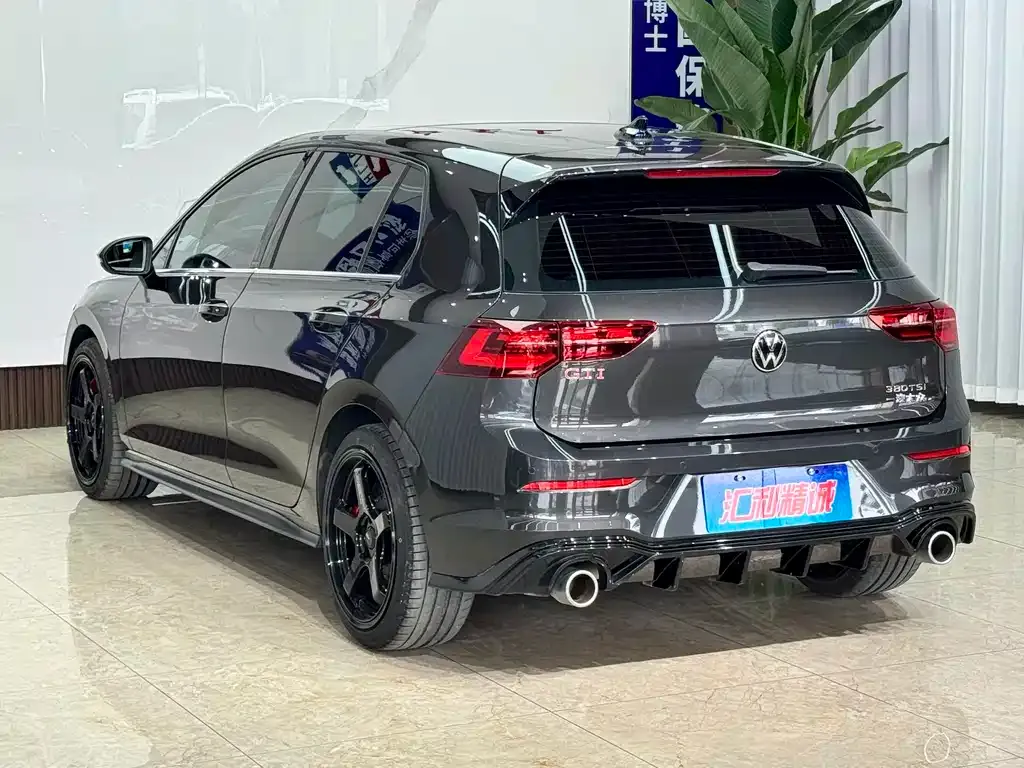 Volkswagen Golf GTI 2023 из CN, фото 10