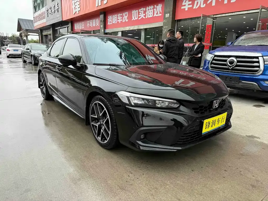 Honda Civic — фото 10