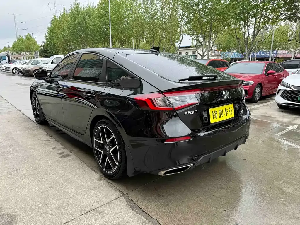 Honda Civic — фото 6
