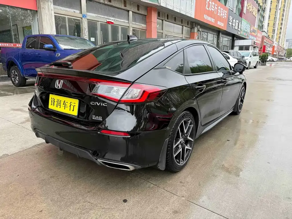 Honda Civic — фото 5