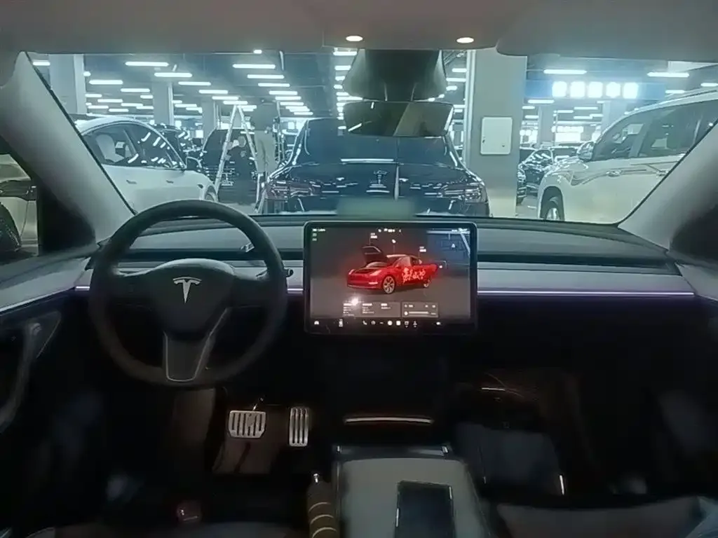 Tesla Model Y — фото 5