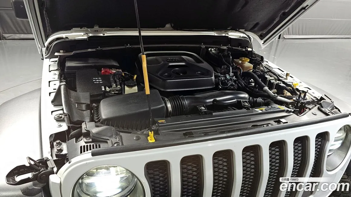 Jeep Wrangler 2021 из KR, фото 10