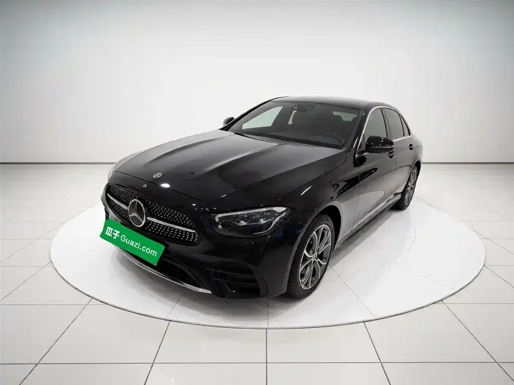 Mercedes-Benz E-Class — фото 5