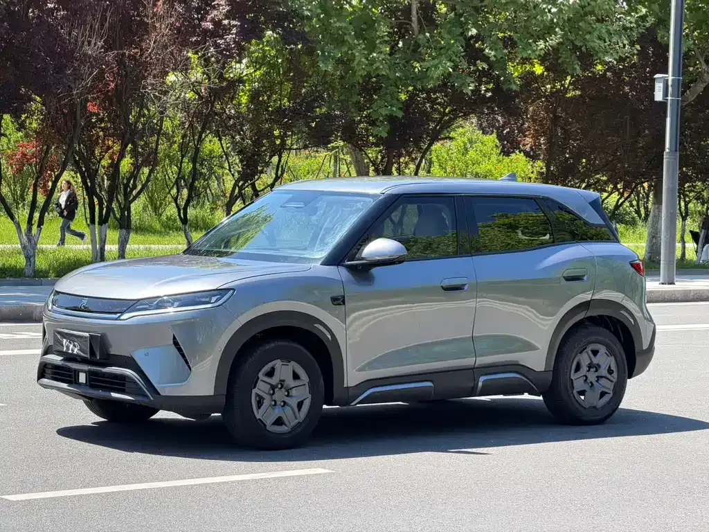 BYD Yuan UP