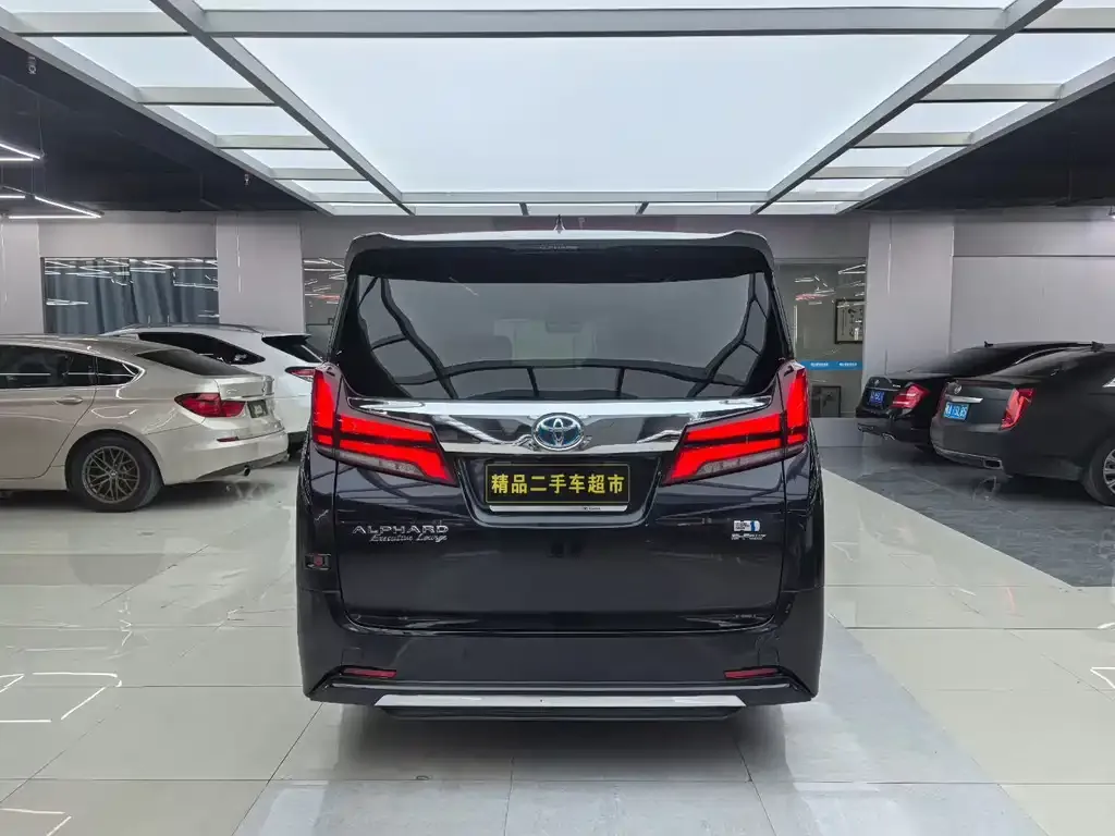 Toyota Vellfire 2022 из CN, фото 2