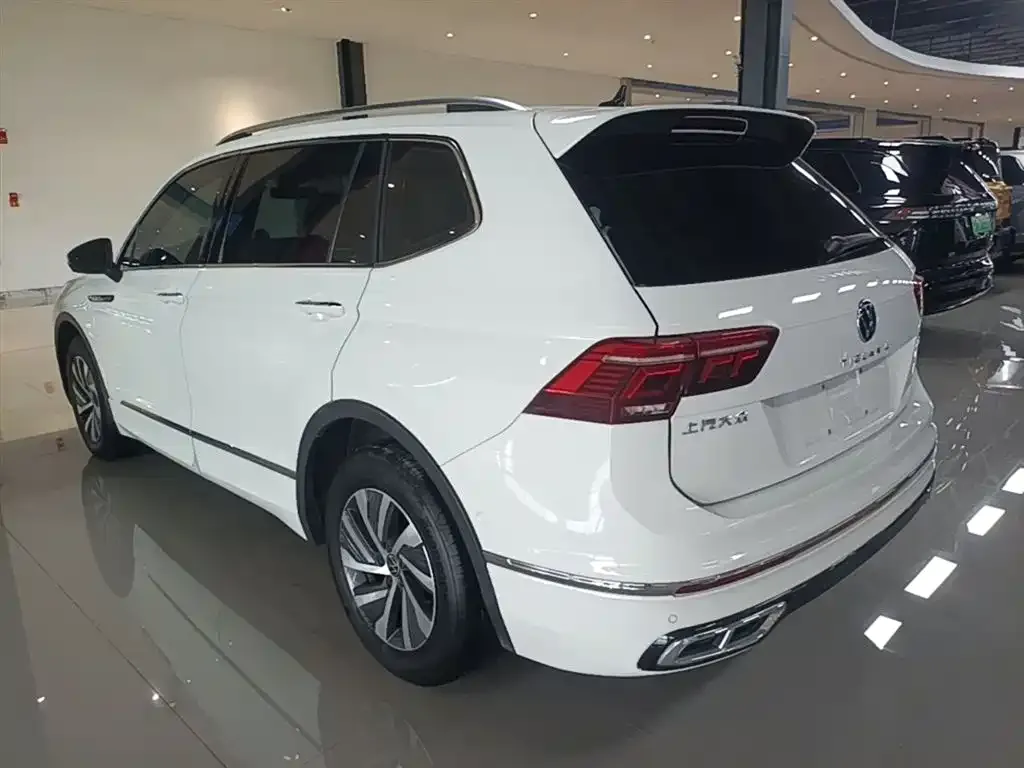 Volkswagen Tiguan L New Energy 2023 из CN, фото 4