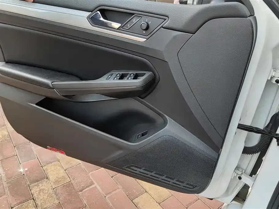 Volkswagen Lamando 2021 из CN, фото 7