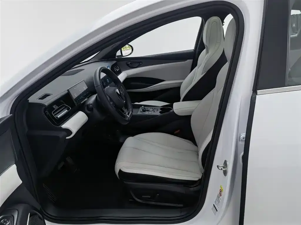 BYD Seal 06 — фото 9