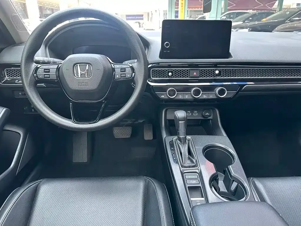 Honda Civic — фото 10